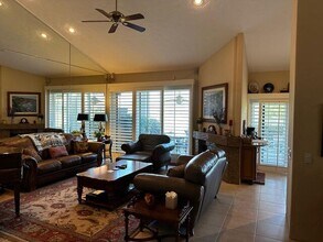 Building Photo - 38894 Lobelia Cir