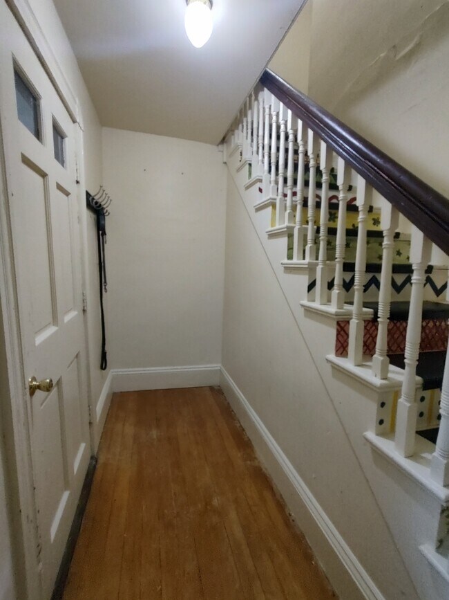 Foto del edificio - 6 Closson Ct