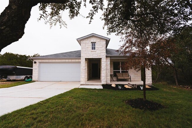 Foto del edificio - 21302 Santa Rosa Ave