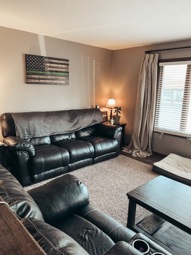 Building Photo - 3118 W Folsom St