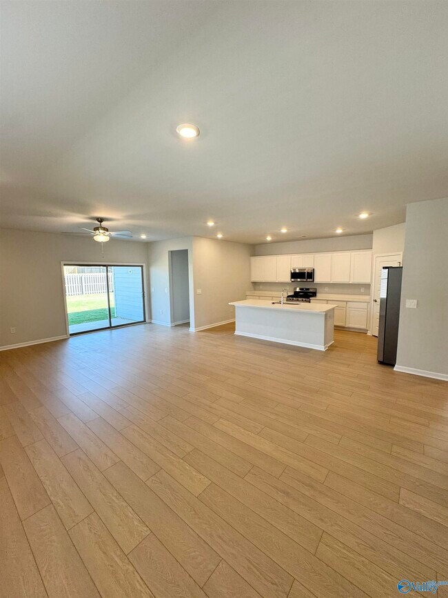Building Photo - 28559 Halford Dr