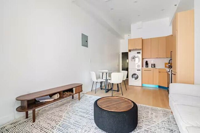 Foto del edificio - 19 St Marks Pl