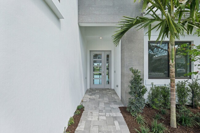 Building Photo - 13075 Feathering Wy