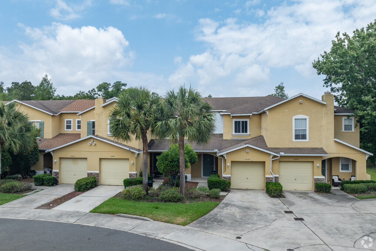 Foto principal - 11644-11650 Mango Ridge Blvd