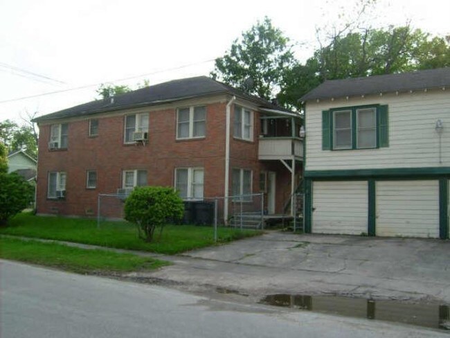 Foto del edificio - 2502 White Oak Dr