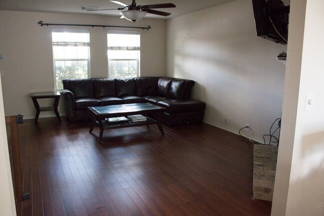 Building Photo - Gorgeous Upgraded Schertz Rental In Quiet ...