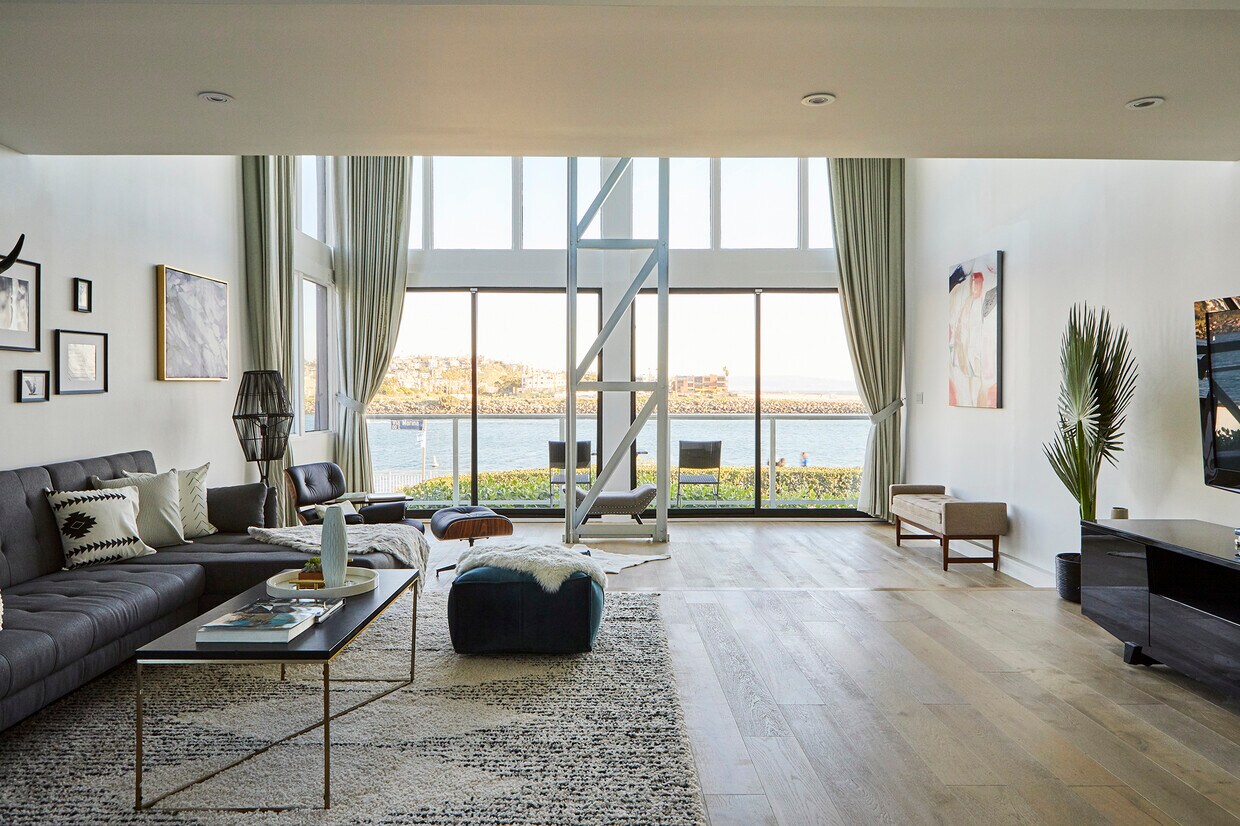 Foto principal - 5515 Pacific Ave
