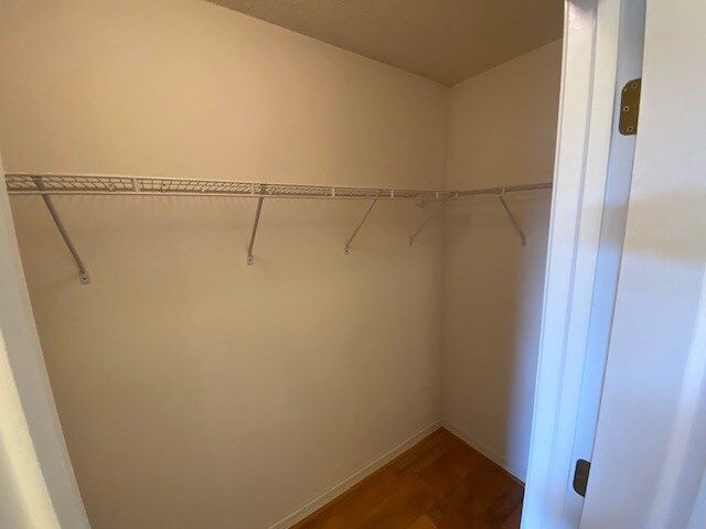 Building Photo - 120 Vivian Loop