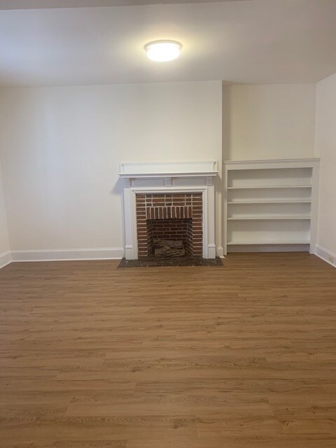 Foto del edificio - 318 E University Pky