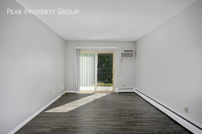 Building Photo - Welcome to 3505 Telford Street