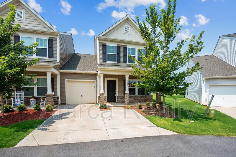 112 Davenport Dr, Statesville, NC 28677 Townhome Rentals in