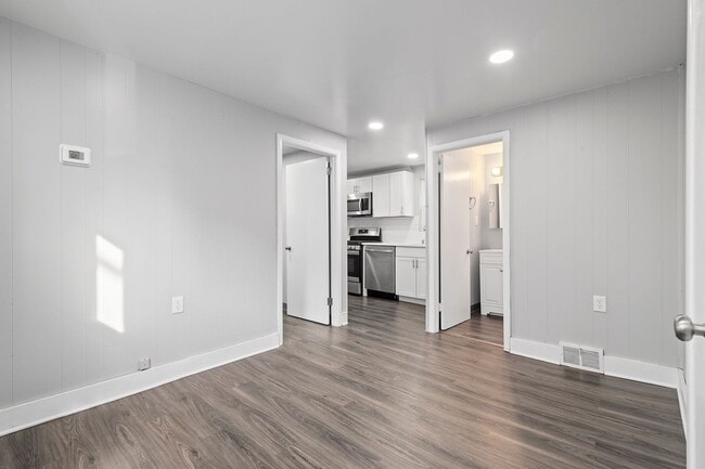 Building Photo - 3900 Howley St