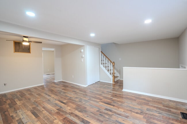 Building Photo - 8505 Castlemill Cir