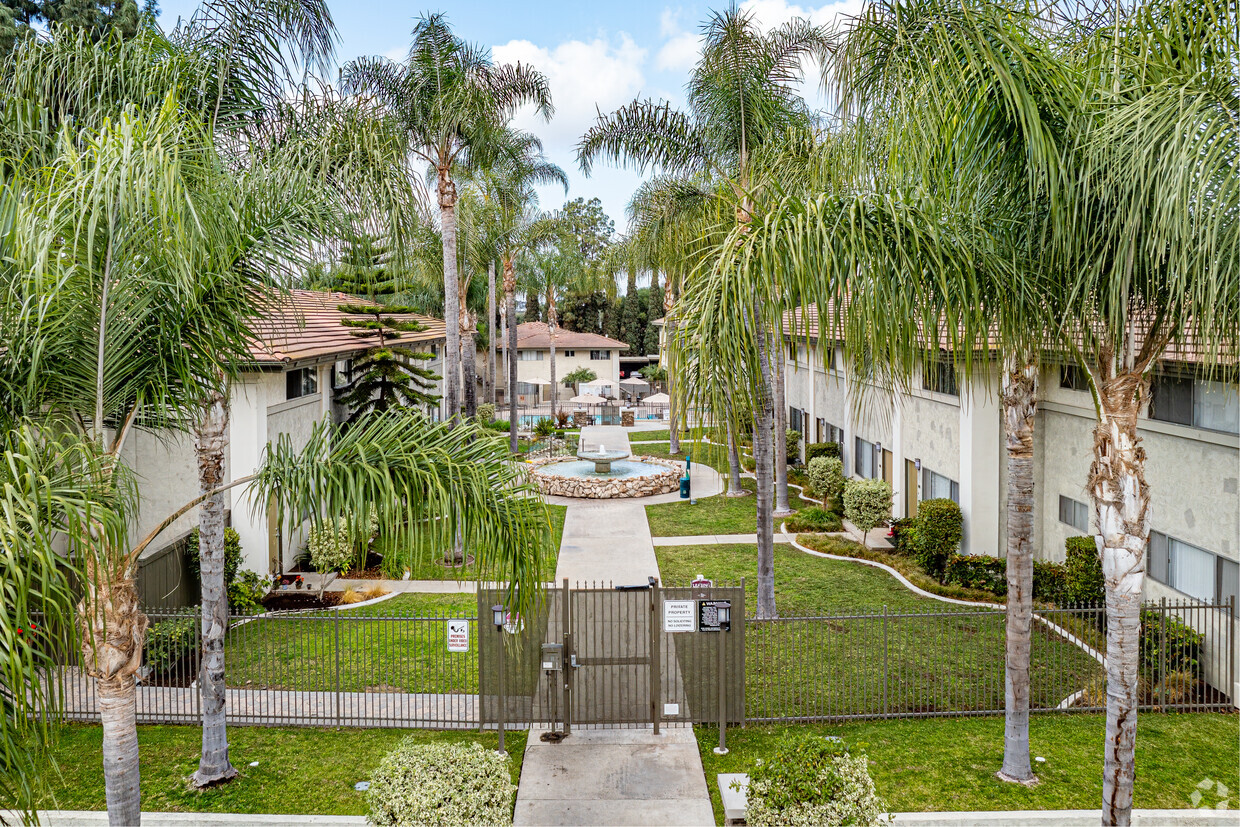 Primary Photo - Monterra Springs Apts