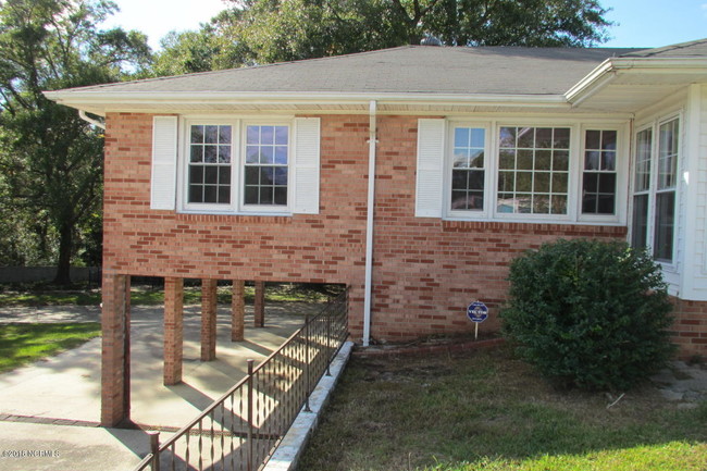 Building Photo - 1764 Piney Green Rd