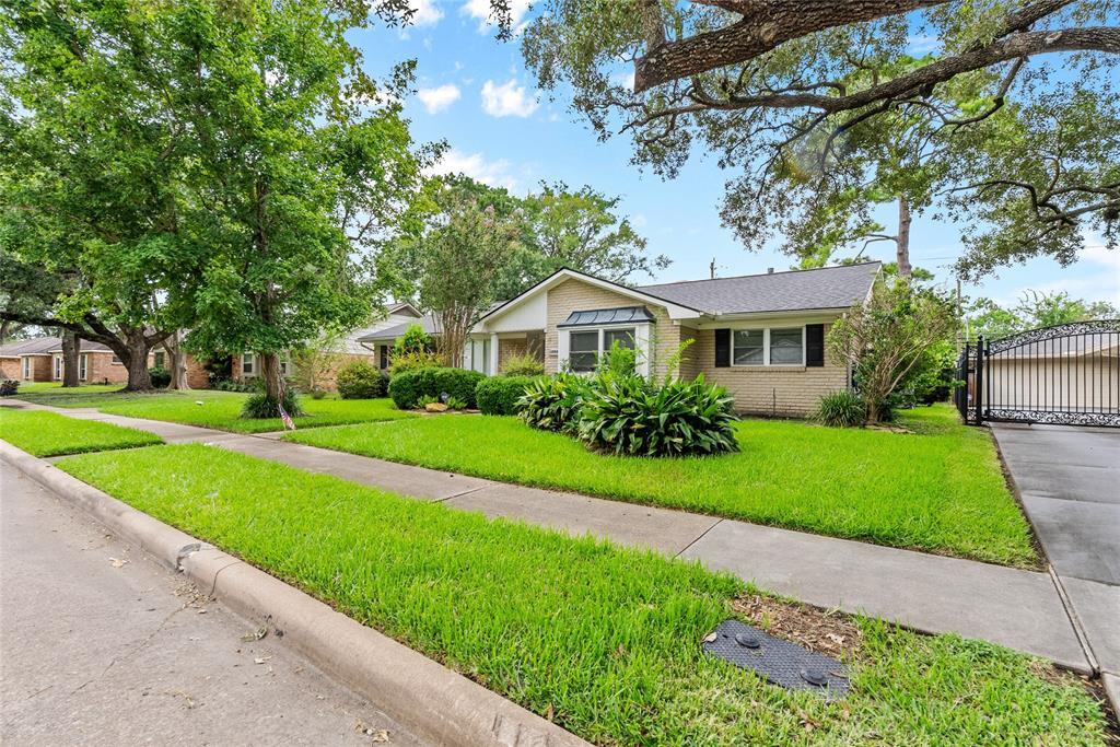 Foto principal - 5322 Rutherglenn Dr