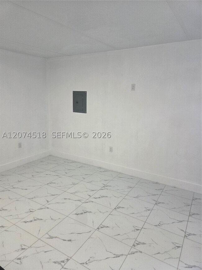 Foto del edificio - 1760 NW 56th St