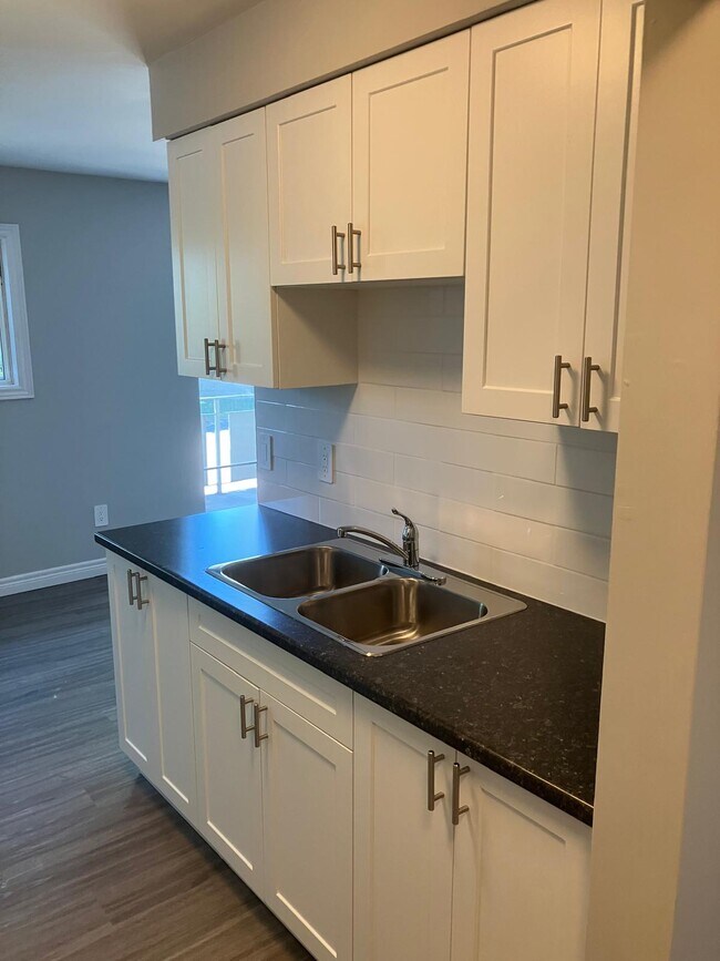 Photo du bâtiment - 950 Eastlawn Av