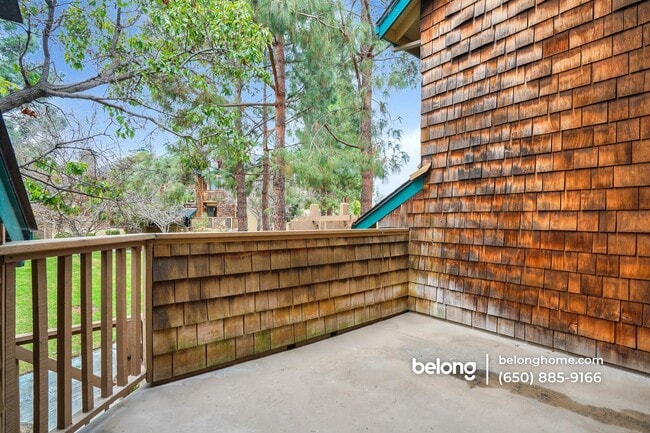 Building Photo - 43135 Mayfair Park Terrace
