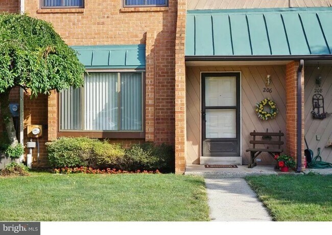 Foto del edificio - 206 S Snowdon Ct