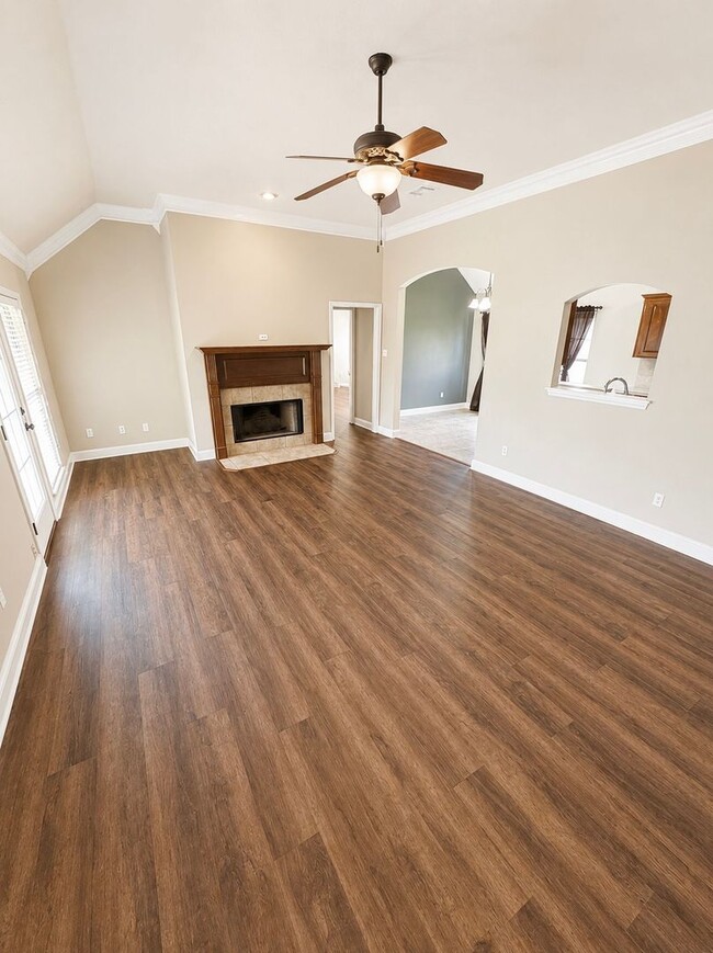 Building Photo - Tuscany Villas Subdivision