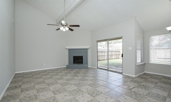 Foto del edificio - 19438 Cypress River Dr