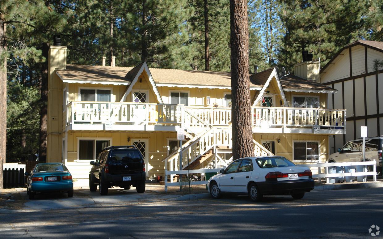 Foto principal - 635 Summit Blvd