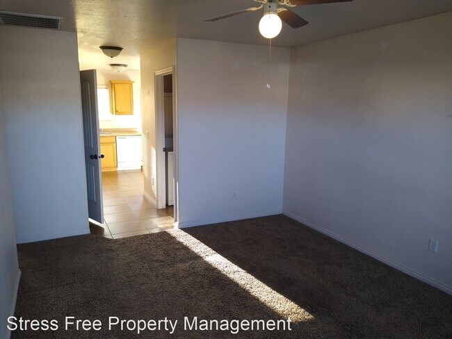 Foto del edificio - 2 br, 1 bath House - 77 North 4250 West