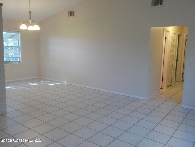 Foto del edificio - 520 Avondale Rd NE