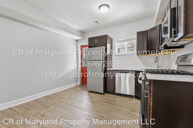 Building Photo - 2 br, 1.5 bath House - 611 E 30th St