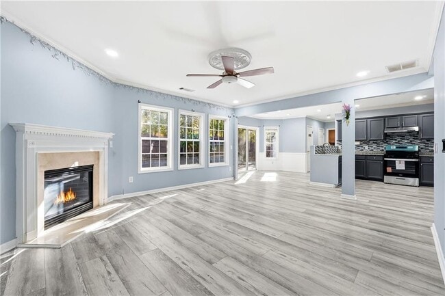 Building Photo - 5440 Village View Ln SW