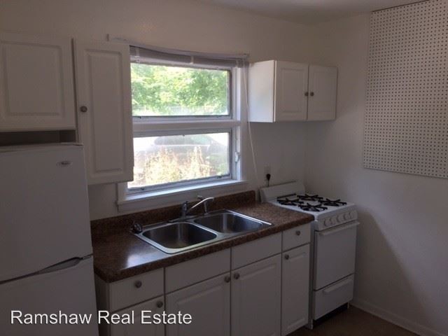 Building Photo - Studio, 1 bath Room For Rent - 704 Stoughton