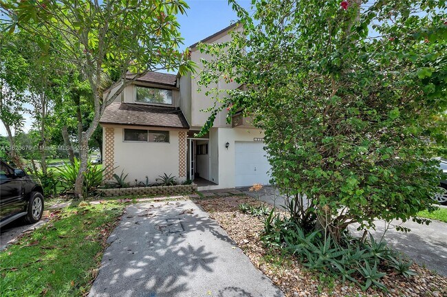 Building Photo - 856 NW 81st Terrace