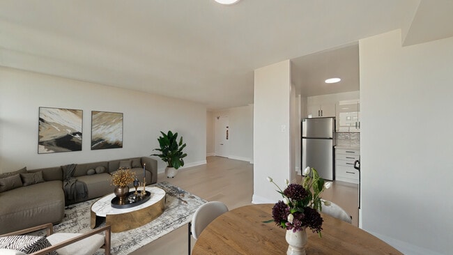 Building Photo - 25 Leith Hill Road