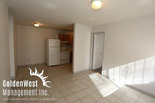 Building Photo - 4955 Jeffreys St