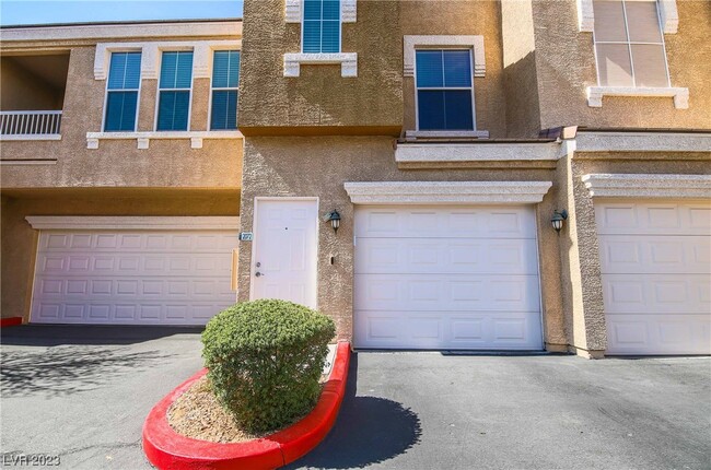 Building Photo - 9975 Peace Way