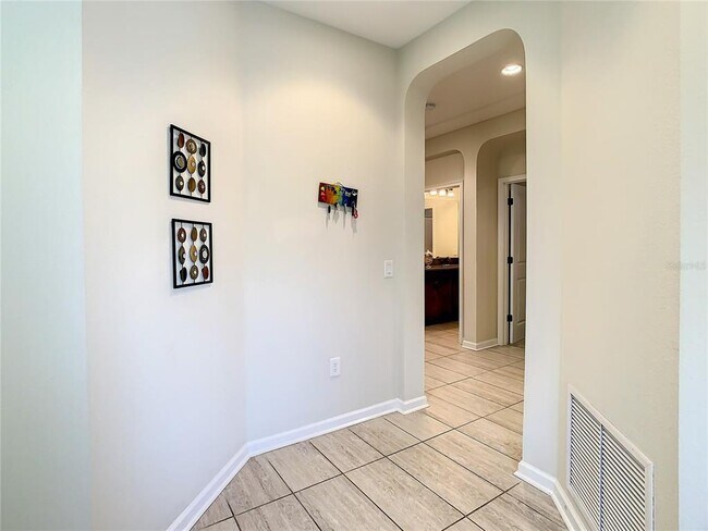 Building Photo - 29241 Perilli Pl