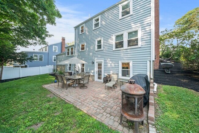 Building Photo - 83 Forbes Hill Rd