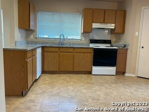 Foto del edificio - 6651 Beech Trail Dr