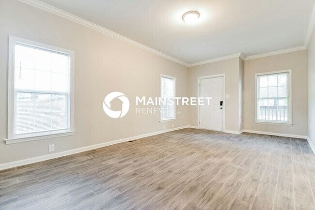 Foto del edificio - 4 Bedroom Pet-Friendly Home in Atlanta, GA...