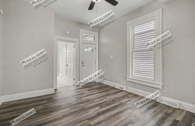 Building Photo - 320 Lafayette Ave