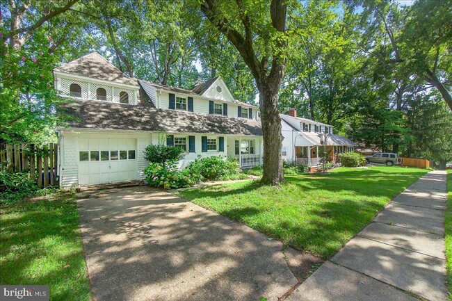 Building Photo - 4009 Simms Dr