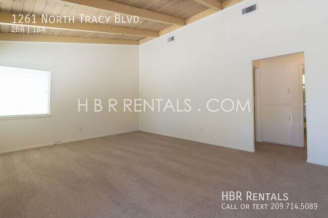 Building Photo - Single Story 2 Bedroom Home - Close to Dow...