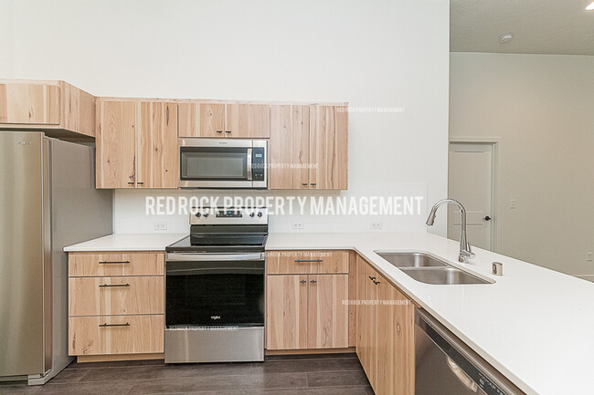 Foto del edificio - 718 S Crescent Ln