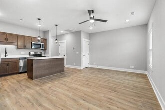 Building Photo - 302 Jonathan Wade Cir