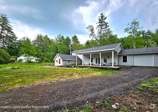 Building Photo - 272 Yerry Hill Rd