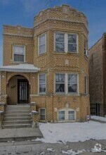 Building Photo - 5943 N Maplewood Ave