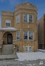 Building Photo - 5943 N Maplewood Ave