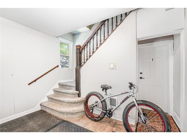Foto del edificio - 778 Winslow Ave