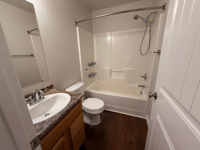 Foto del edificio - 3812 Saddle Ridge Trail